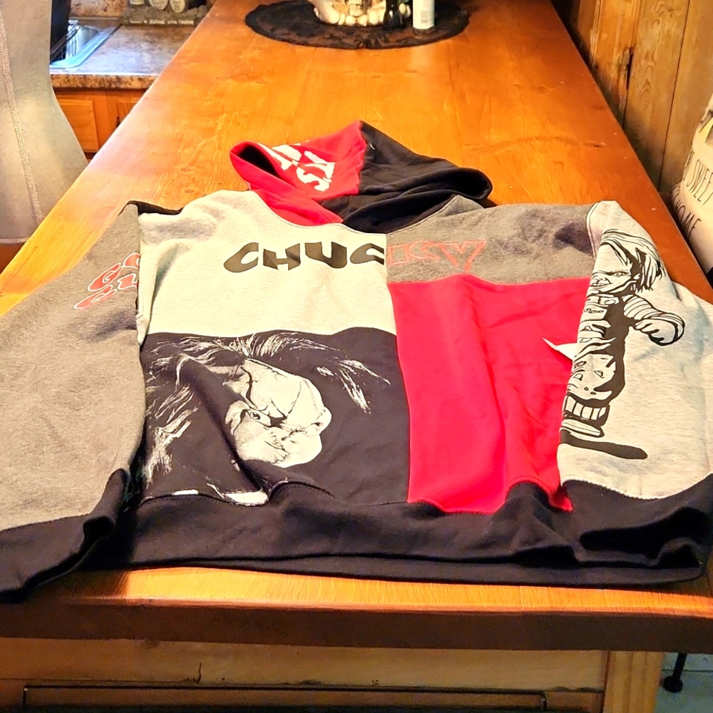 Chucky Hoodie size XL color block